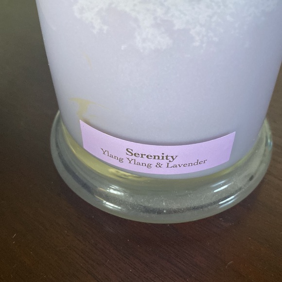 Beautiful Aroma candle with lid - Picture 4 of 4